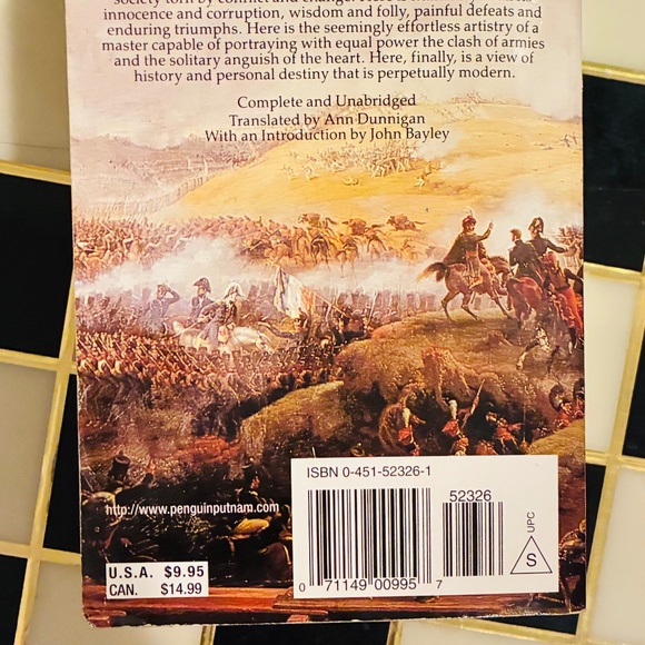 WAR AND PEACE paperback - Picture 4 of 7
